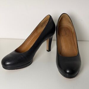 Clarks Collection Black Leather Pumps 7.5 Comfort Work Heels
